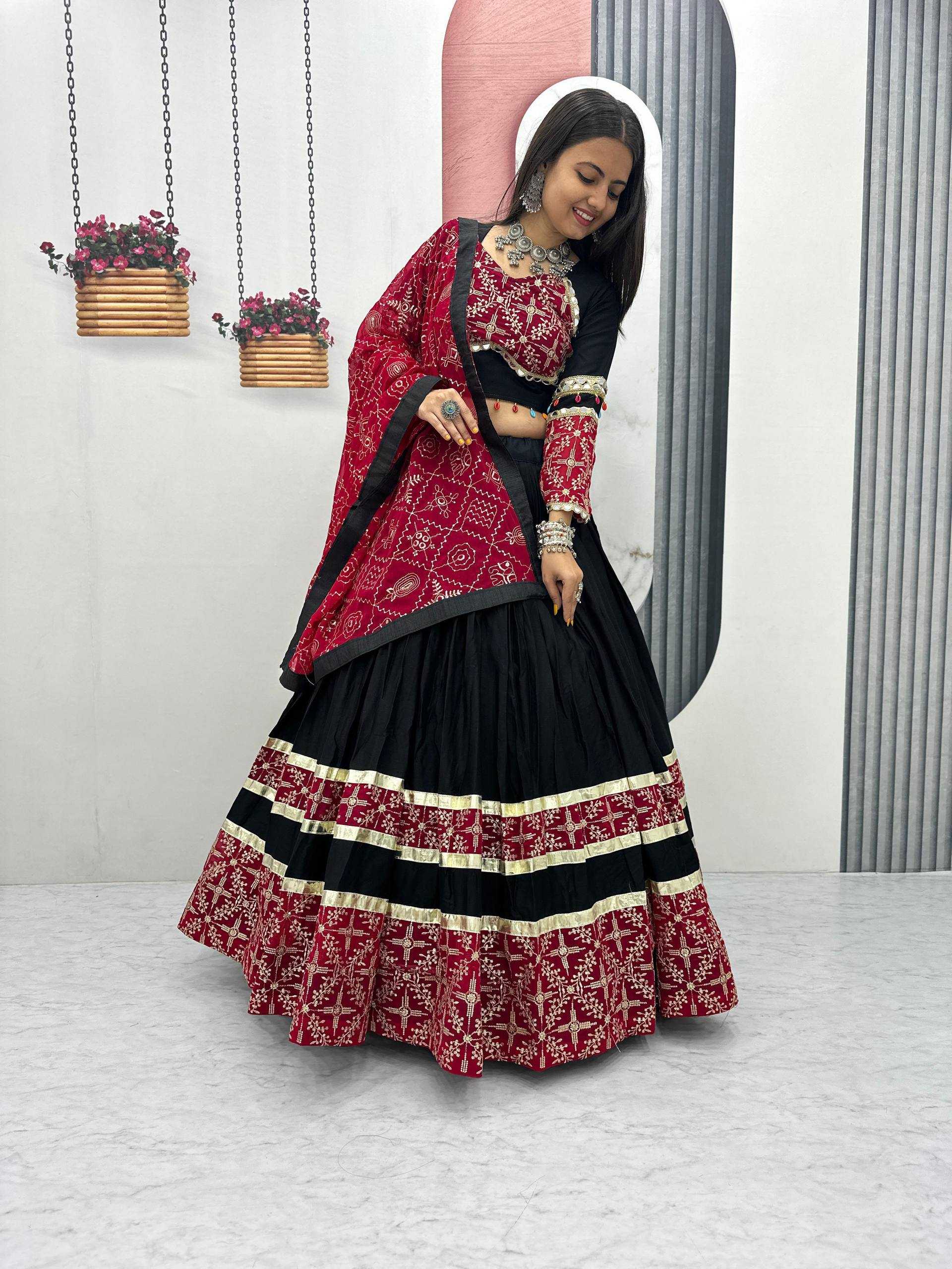 THREAD WORK LEHENGA