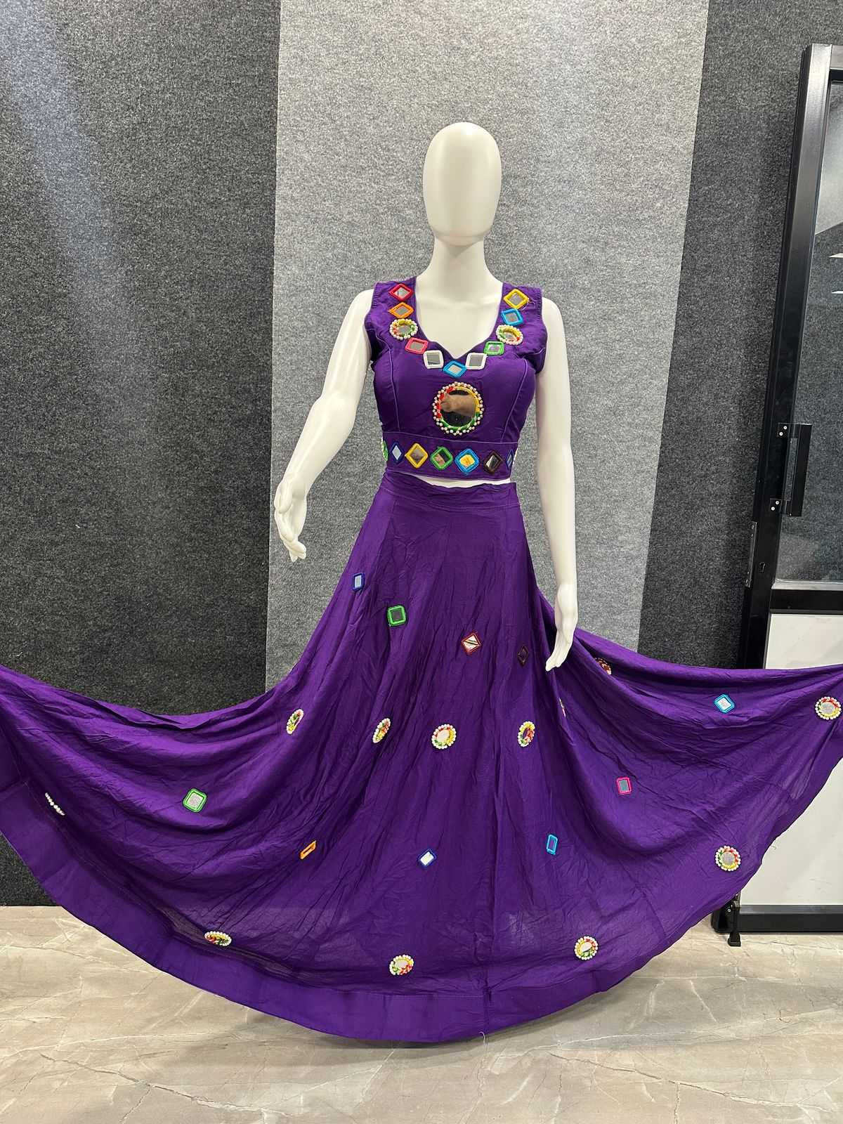 HEAVY LEHENGA