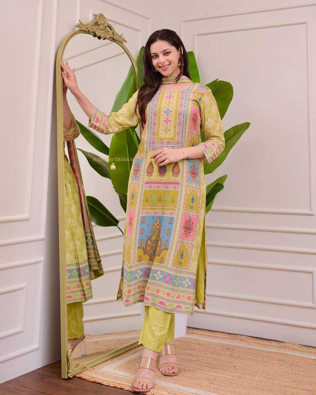 LADIES SILK SUIT