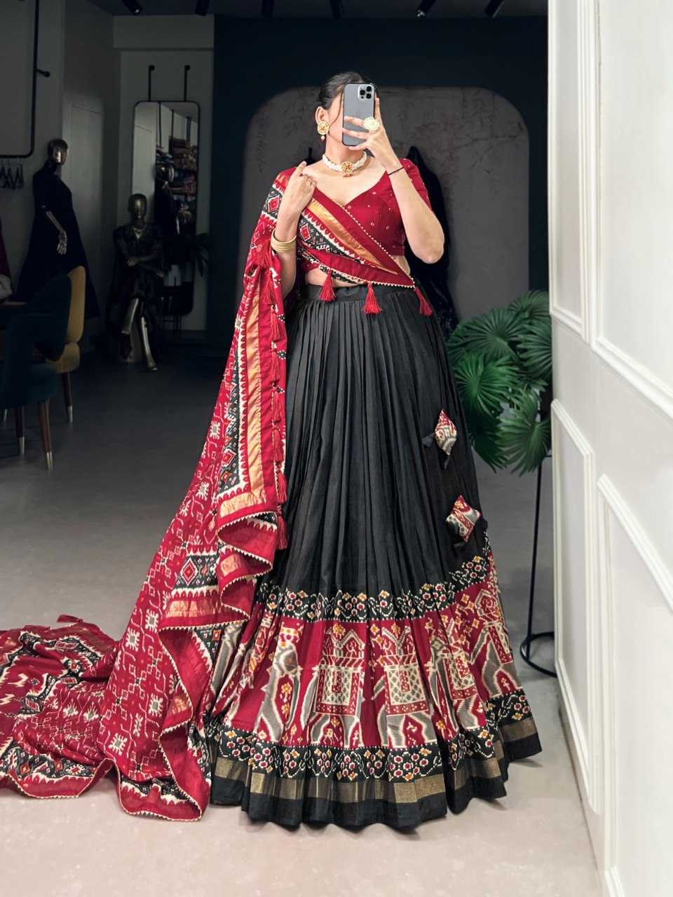 LEHENGA WITH CANCAN