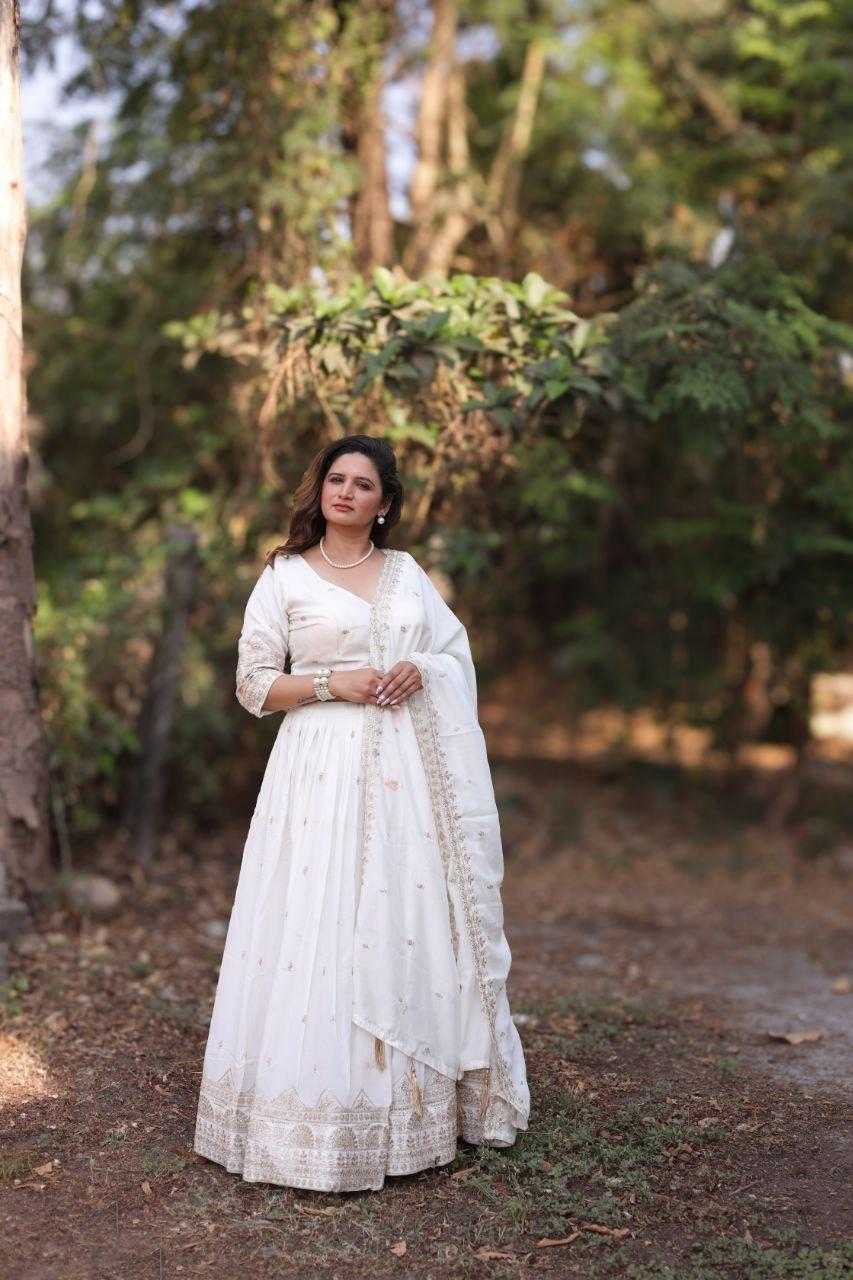 LEHENGA WITH CANCAN