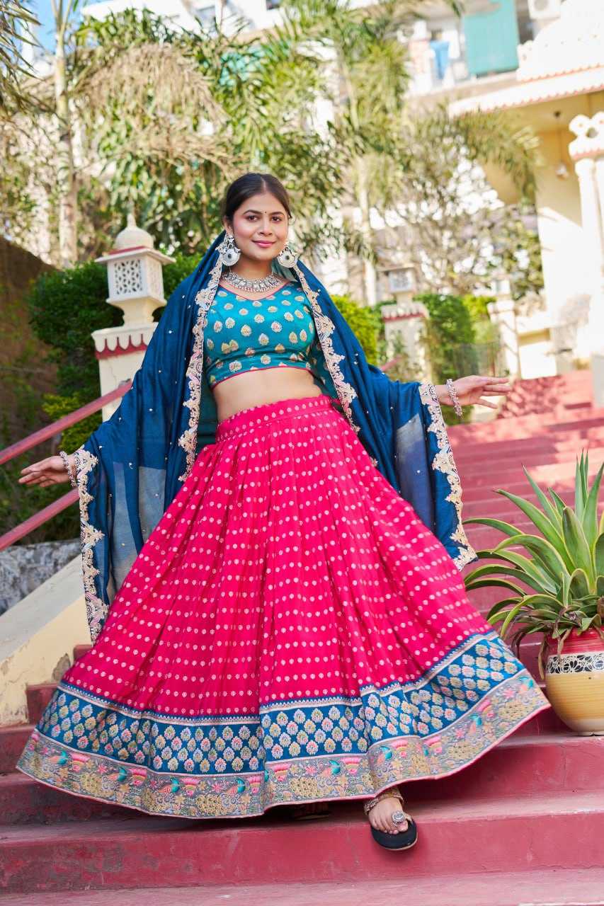 TRADITIONAL LEHENGA