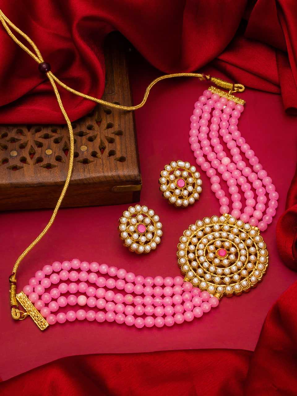 CHOKER NECKLACES