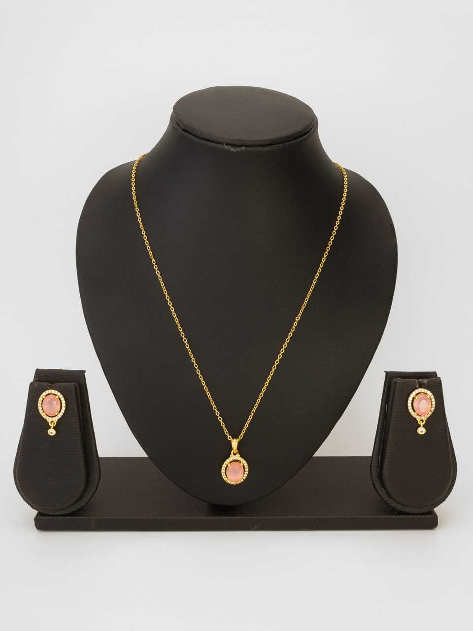 CHAIN PENDANT SET