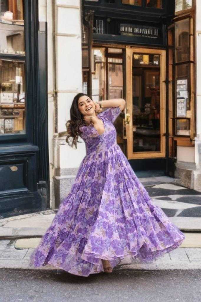 FLOOR-LENGTH GOWNS