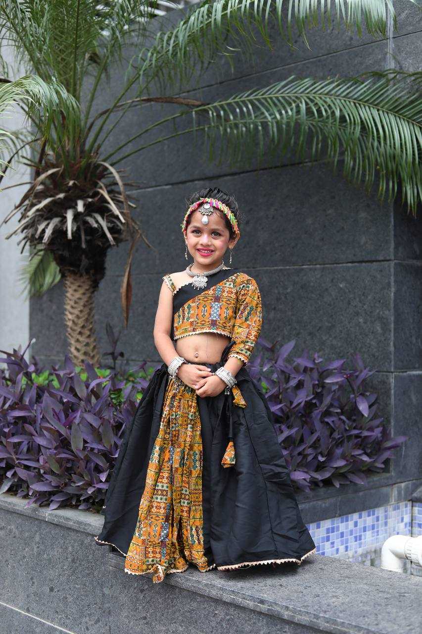KIDS GHAGRA CHOLI