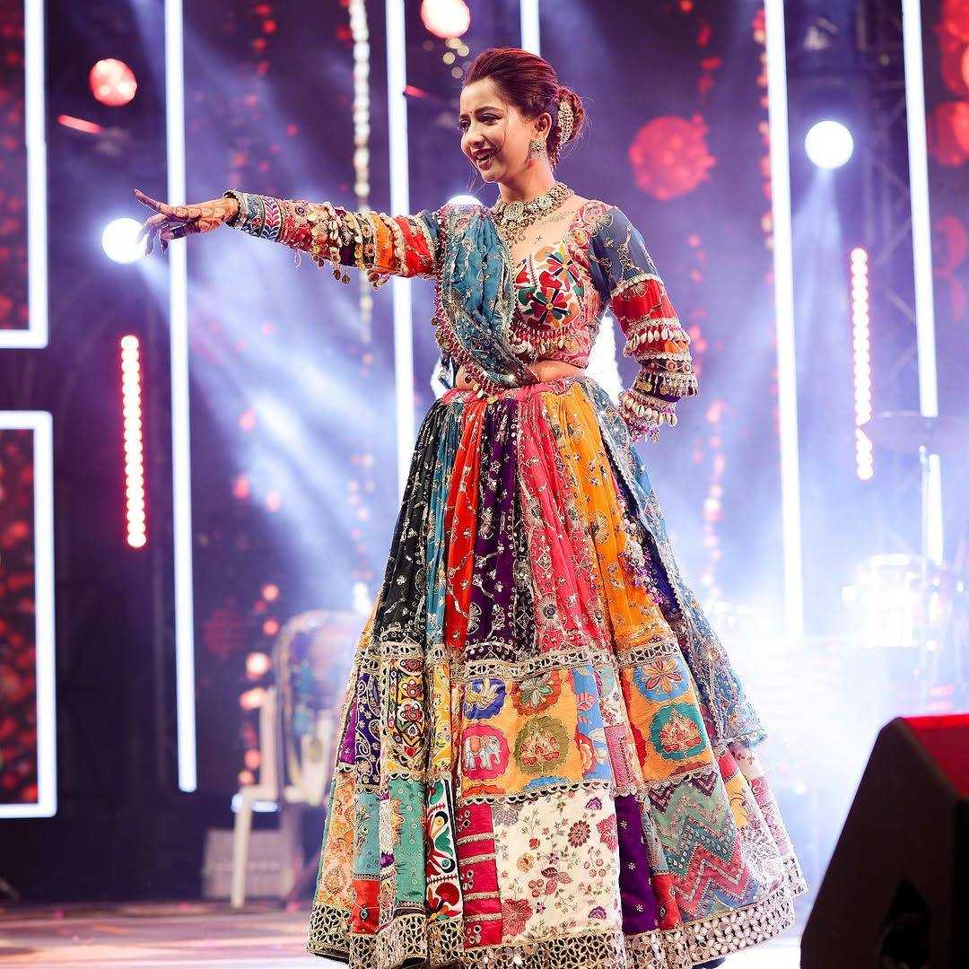 MIRROR WORK LEHENGA