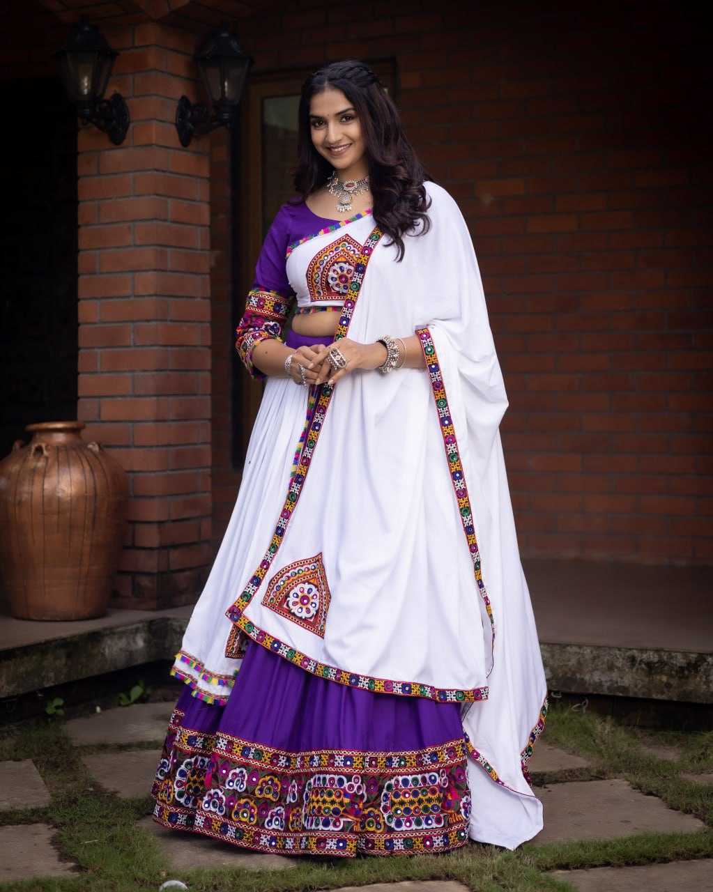 MIRROR WORK LEHENGA