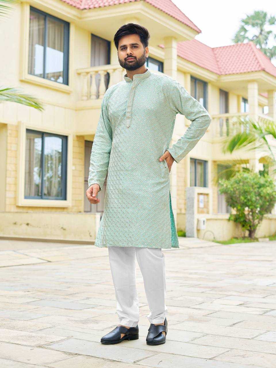  EMBROIDERED KURTA PAJAMA