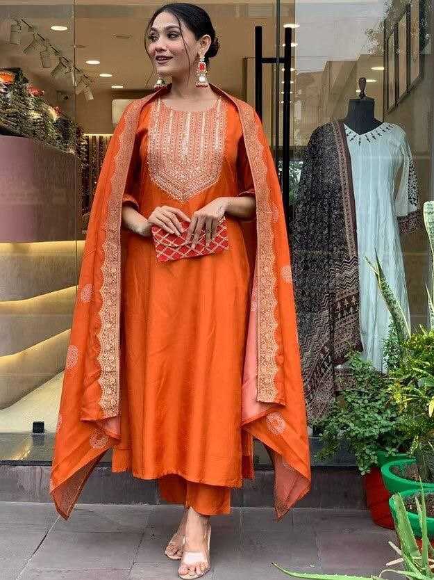 SILK KURTIS