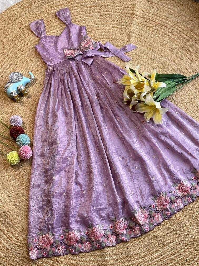 KIDS GOWN