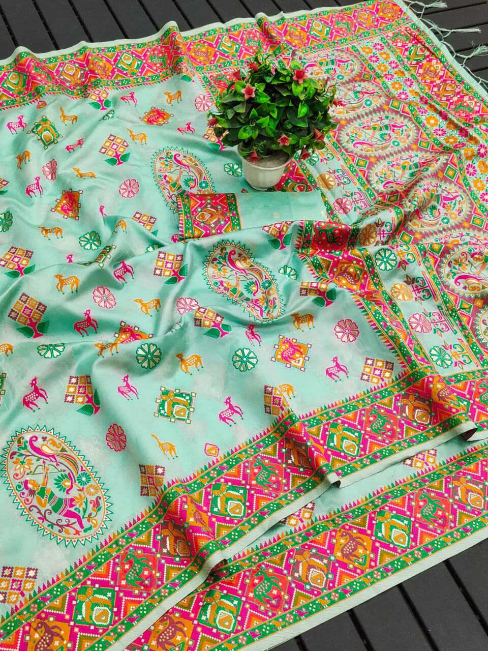 KASHMIRI SAREES