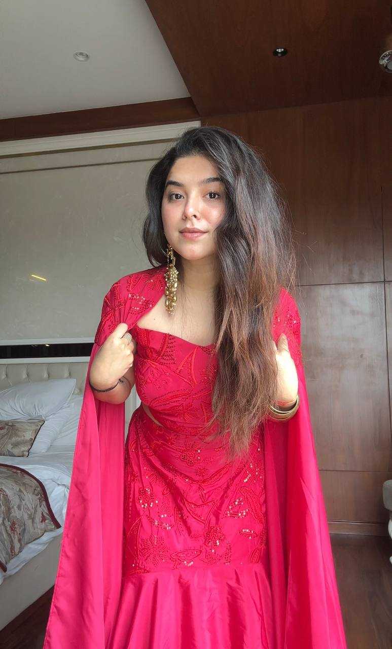 INDO-WESTERN LEHENGA