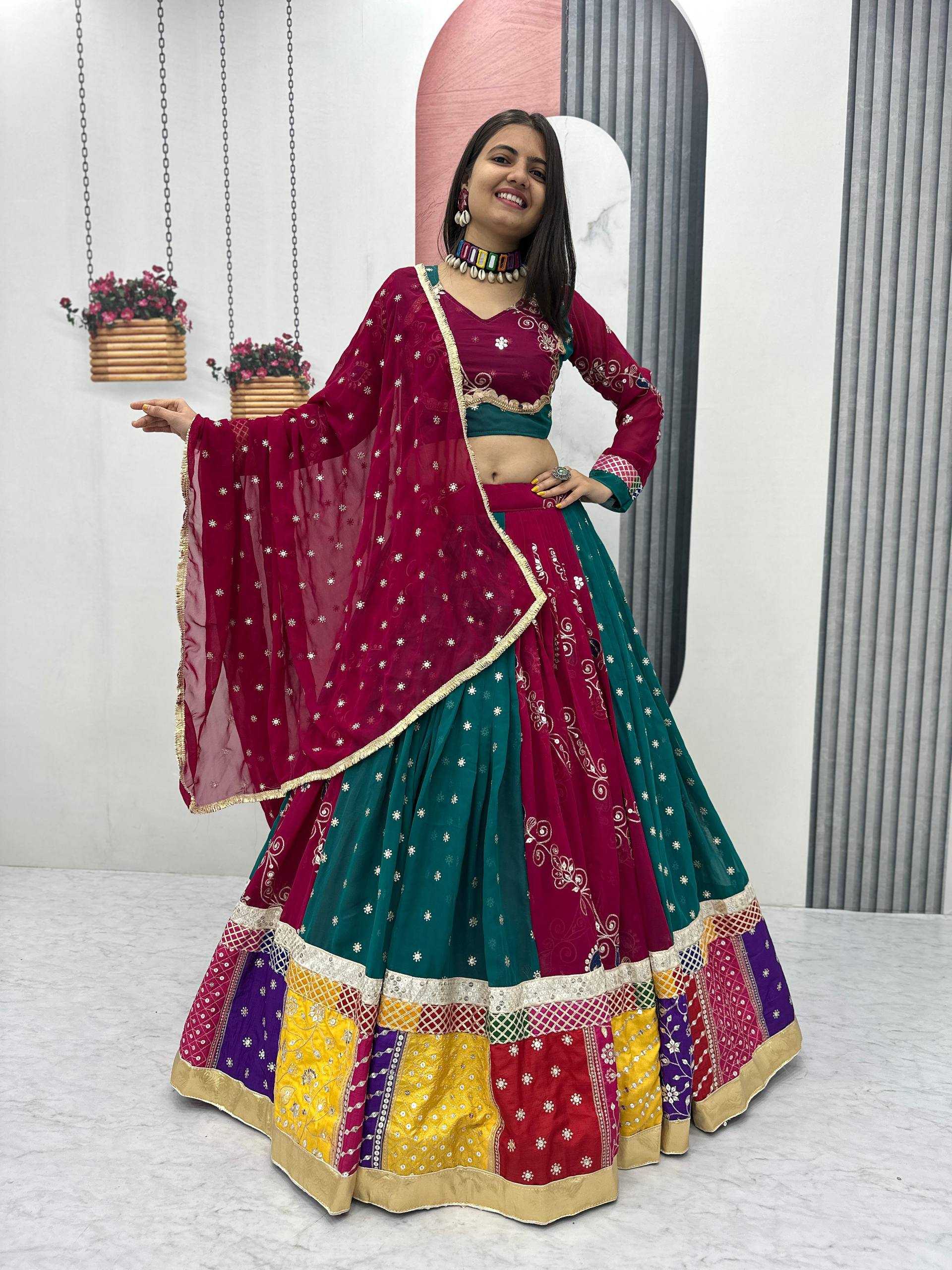  SEQUINS LEHENGA