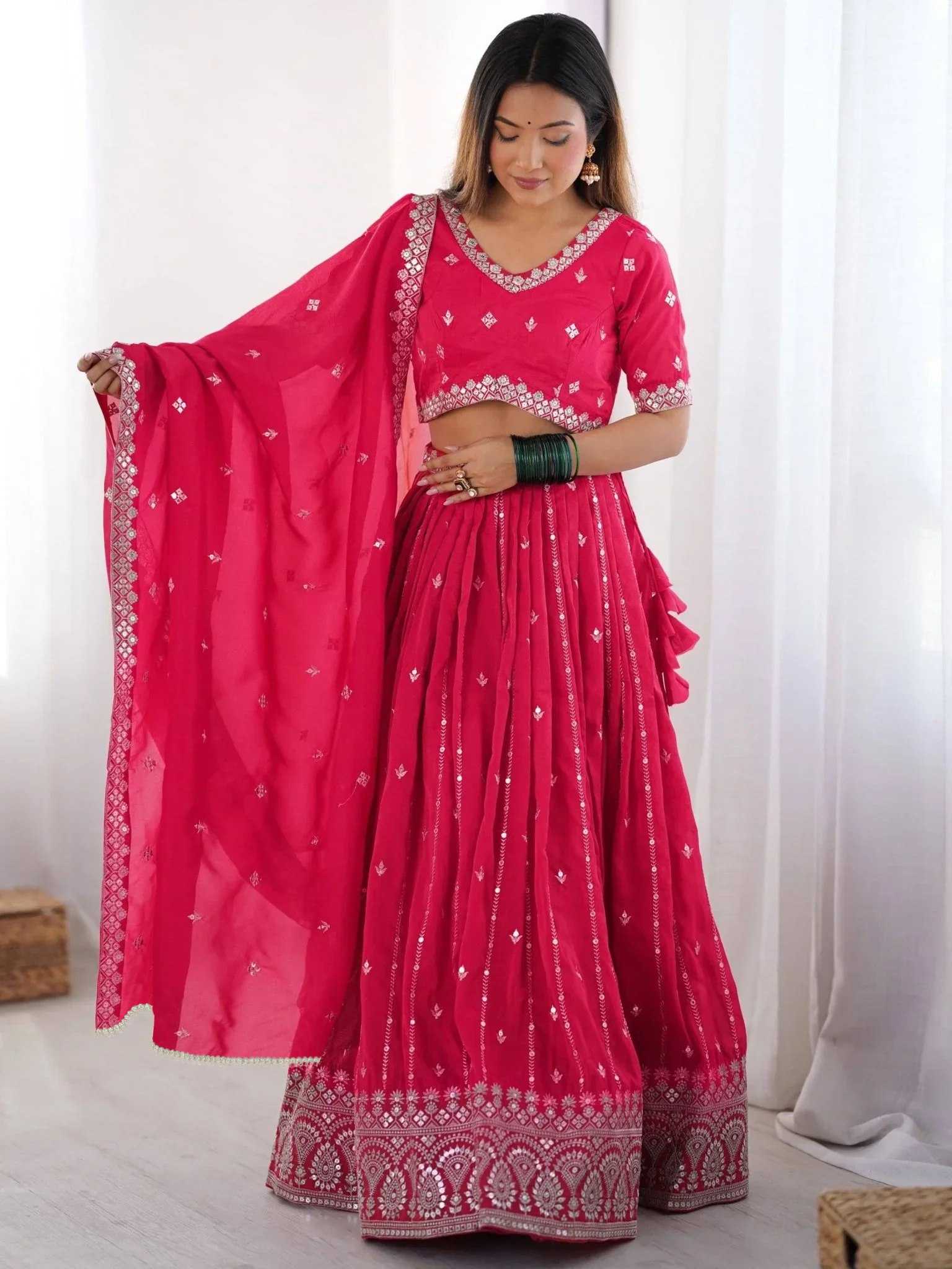 DESIGNER LEHENGA CHOLI