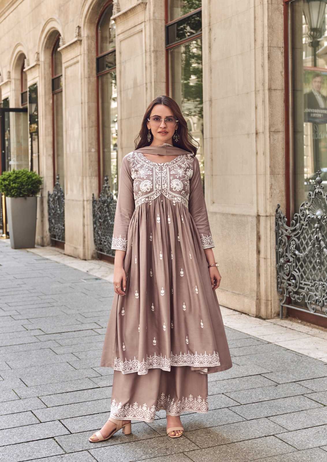GOWN DRESSES