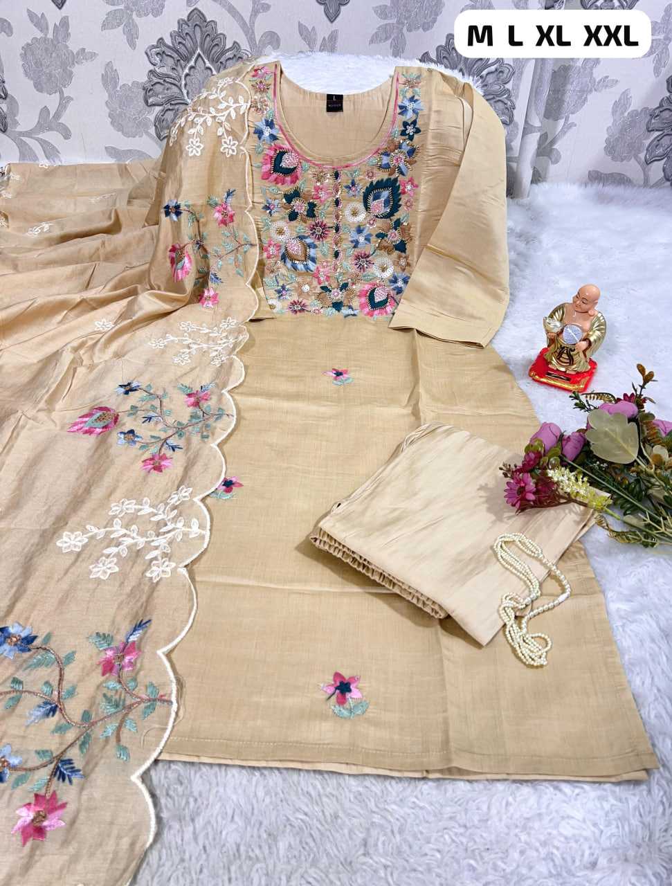 PAKISTANI SUITS