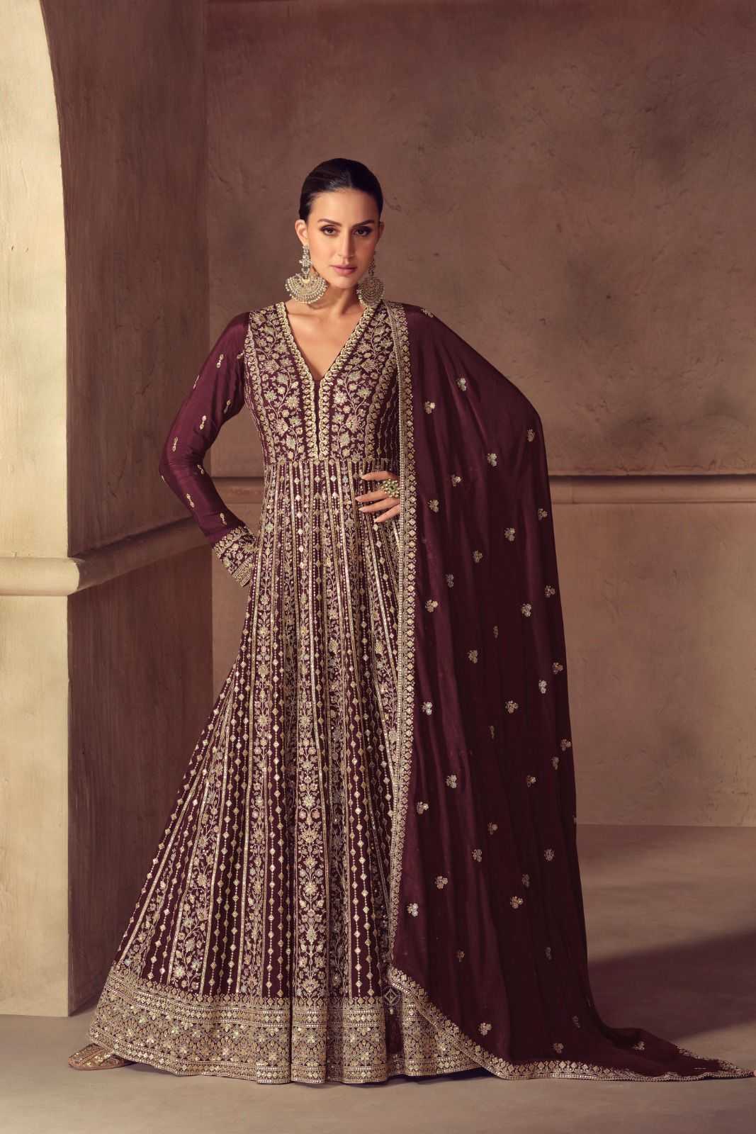 WEDDING GOWN