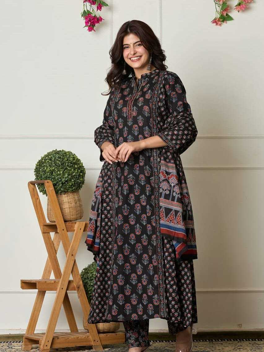 LADIES SALWAR SUITS