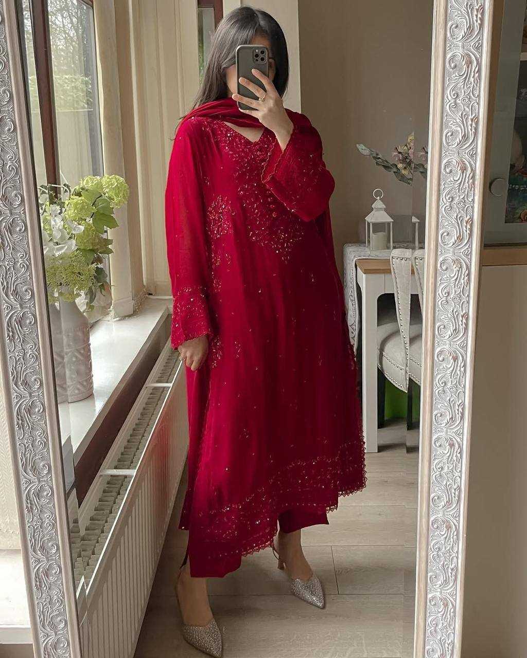 GEORGETTE SUIT