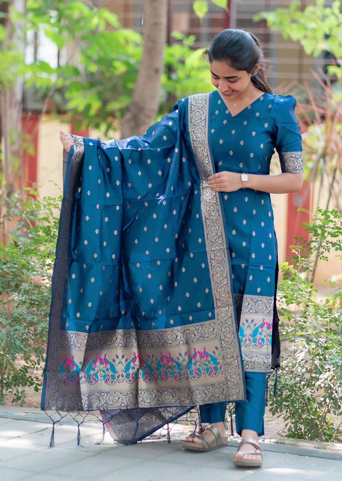 ETHNIC KURTIS