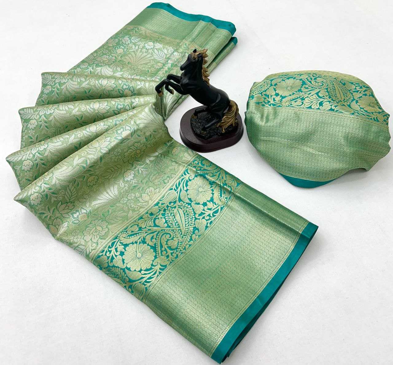 LIGHTWEIGHT SAREES