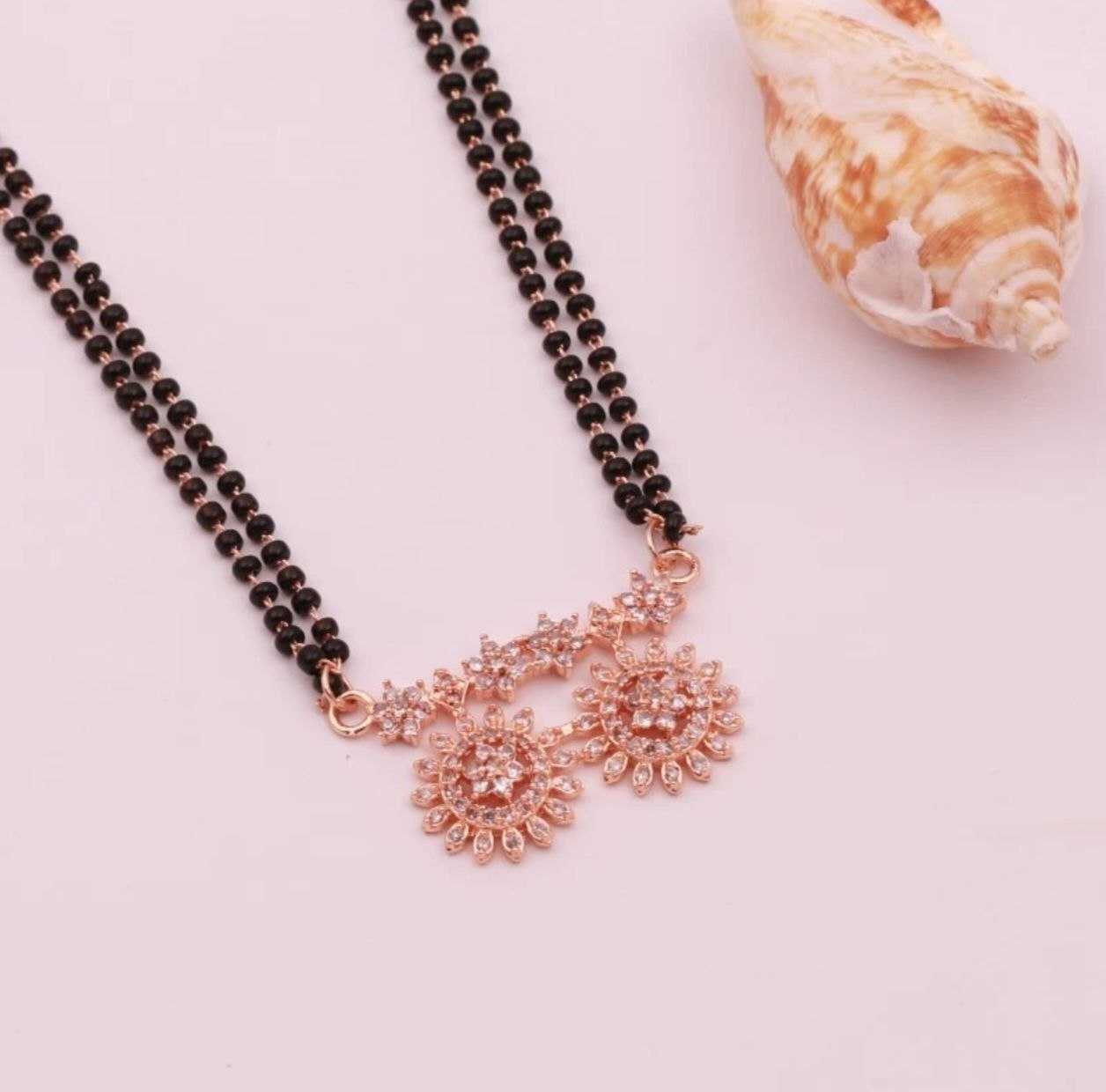 SOUTH INDIAN JEWELRY