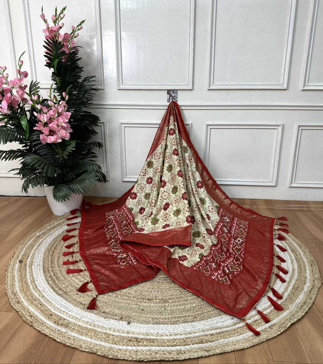 GAJJI MODAL DUPATTAS