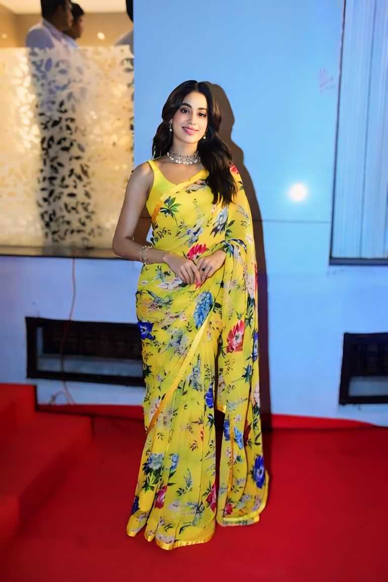 JANHVI KAPOOR SAREES