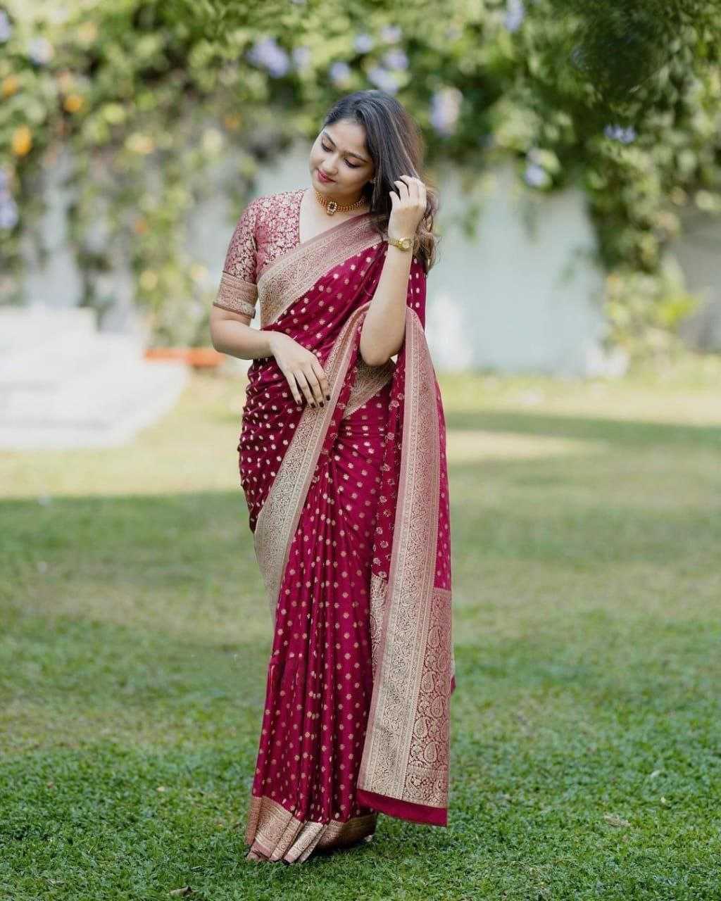 JACQUARD SAREE