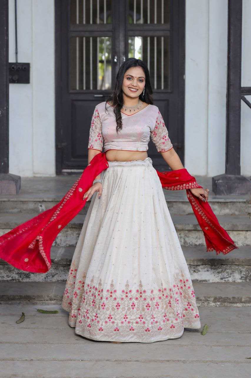 TRADITIONAL LEHENGA