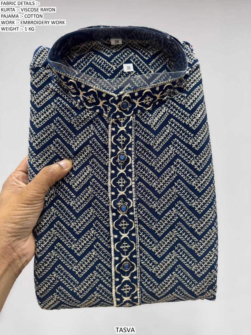  EMBROIDERED KURTA PAJAMA