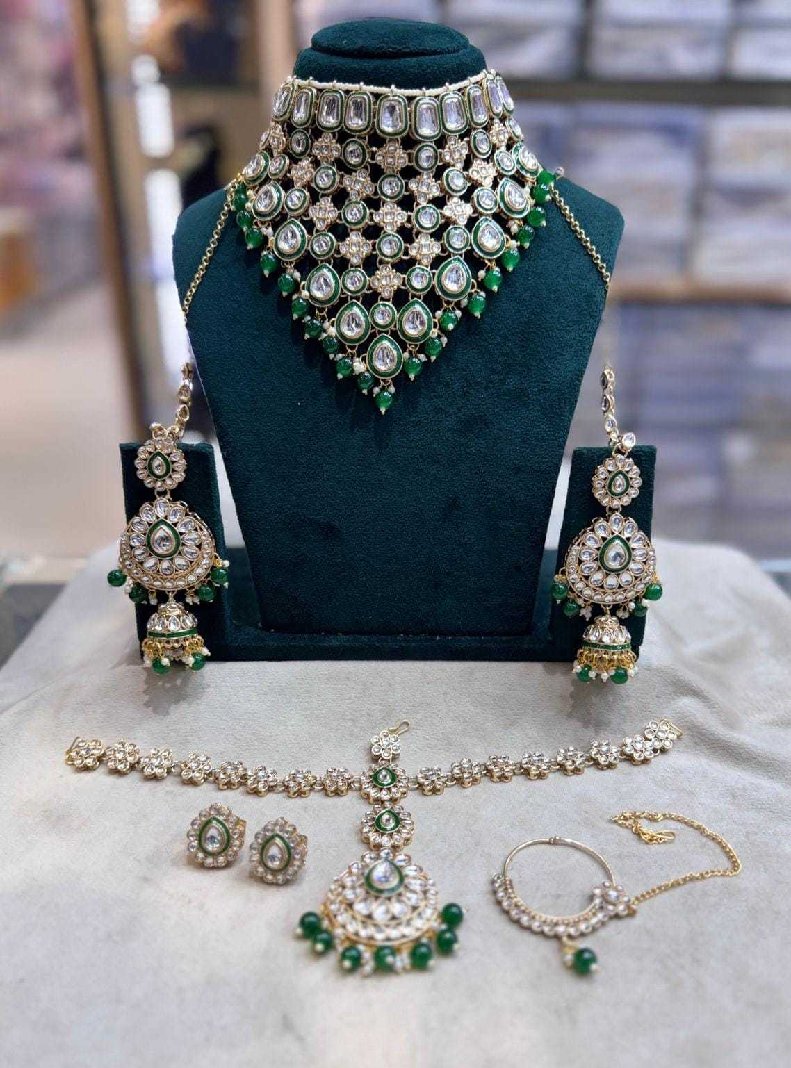 ARTIFICIAL JEWELRY SETS