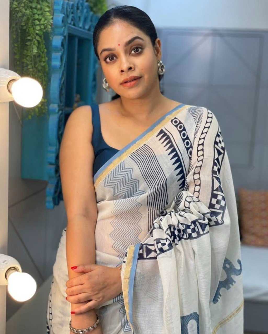 SUMONA CHAKRAVARTI COLLECTIONS