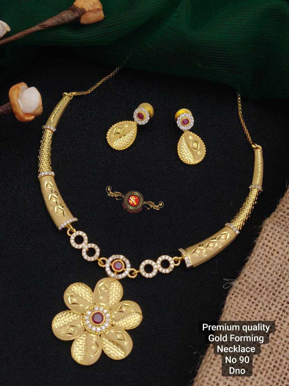 YNF BRASS GOLDEN10 WOMENS JEWELLREY WHOLESALE GOLDEN NECKLACE SET MANUFACTURER