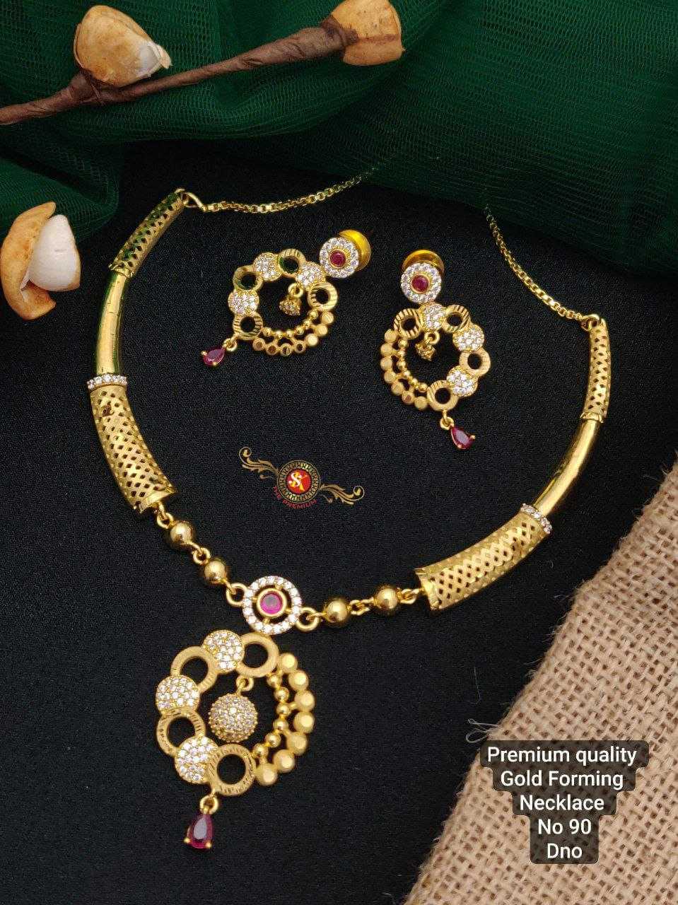 YNF BRASS GOLDEN6 WOMENS JEWELLREY WHOLESALE GOLDEN NECKLACE SET MANUFACTURER