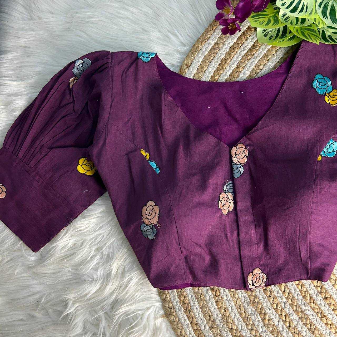 YNF COTTON WMF 04 READYMADE BLOUSE WHOLESALE V-NECK SEQUENCE EMBROIDERY COTTON BLOUSE MANUFACTURER