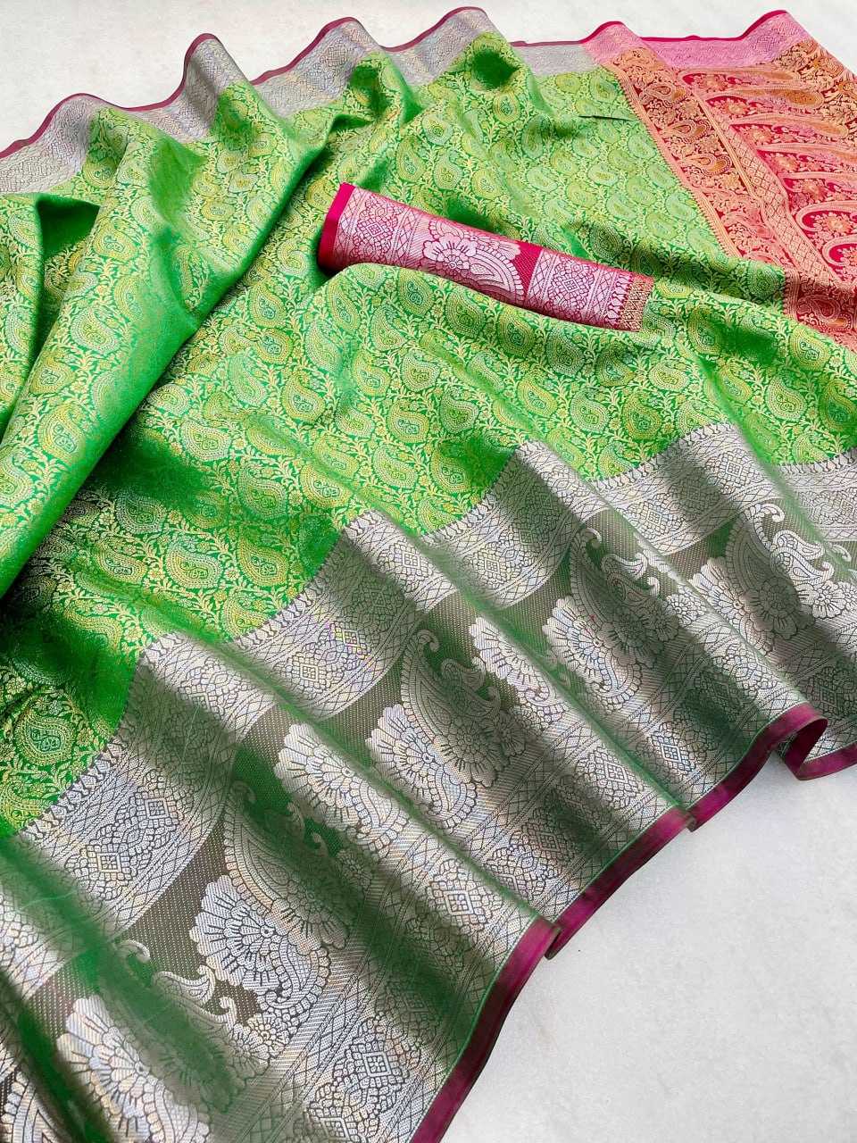 YNF KANJIVARAM SILK RVV 19 SILK SAREES WHOLESALE KANJEEVARAM SOFT SILK PATTU SAREES MANUFACTURER