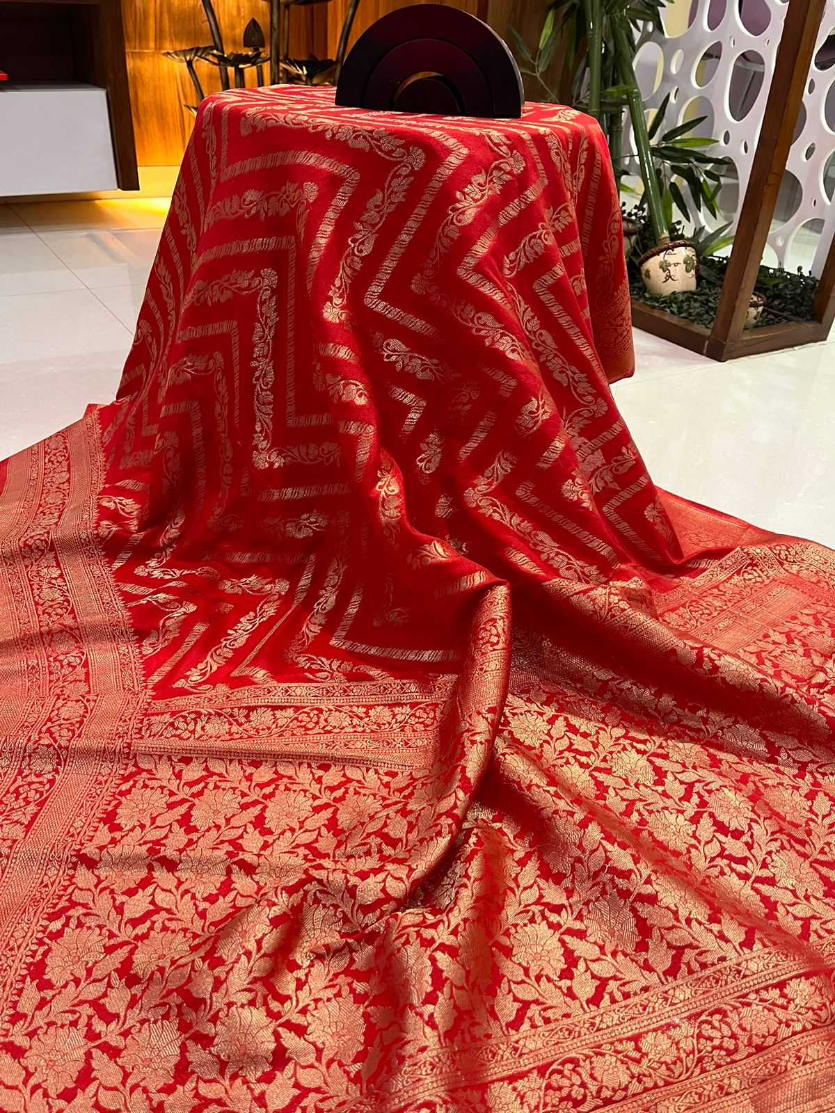 YNF CREPE SILK KESH101 ANT49 SILK SAREES WHOLESALE SOFT SILK TRADITIONAL CREPE SILK SAREES MANUFACTURER