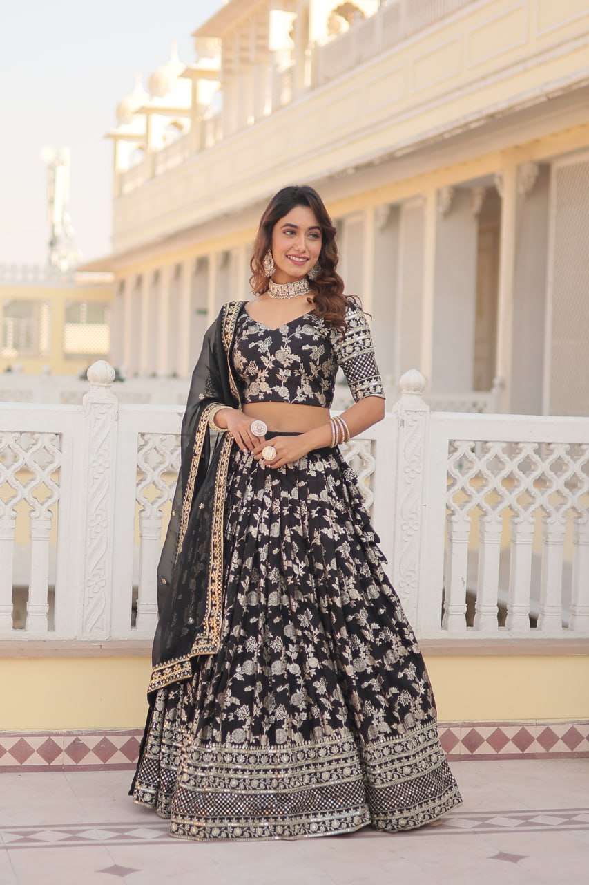 YNF VISCOSE KESH132 7080 LEHENGAS WHOLESALE FANCY TRADITIONAL EMBROIDERED LEHENGAS MANUFACTURER    