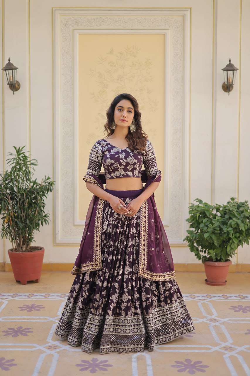 YNF VISCOSE KESH132 7080 LEHENGAS WHOLESALE FANCY TRADITIONAL EMBROIDERED LEHENGAS MANUFACTURER    