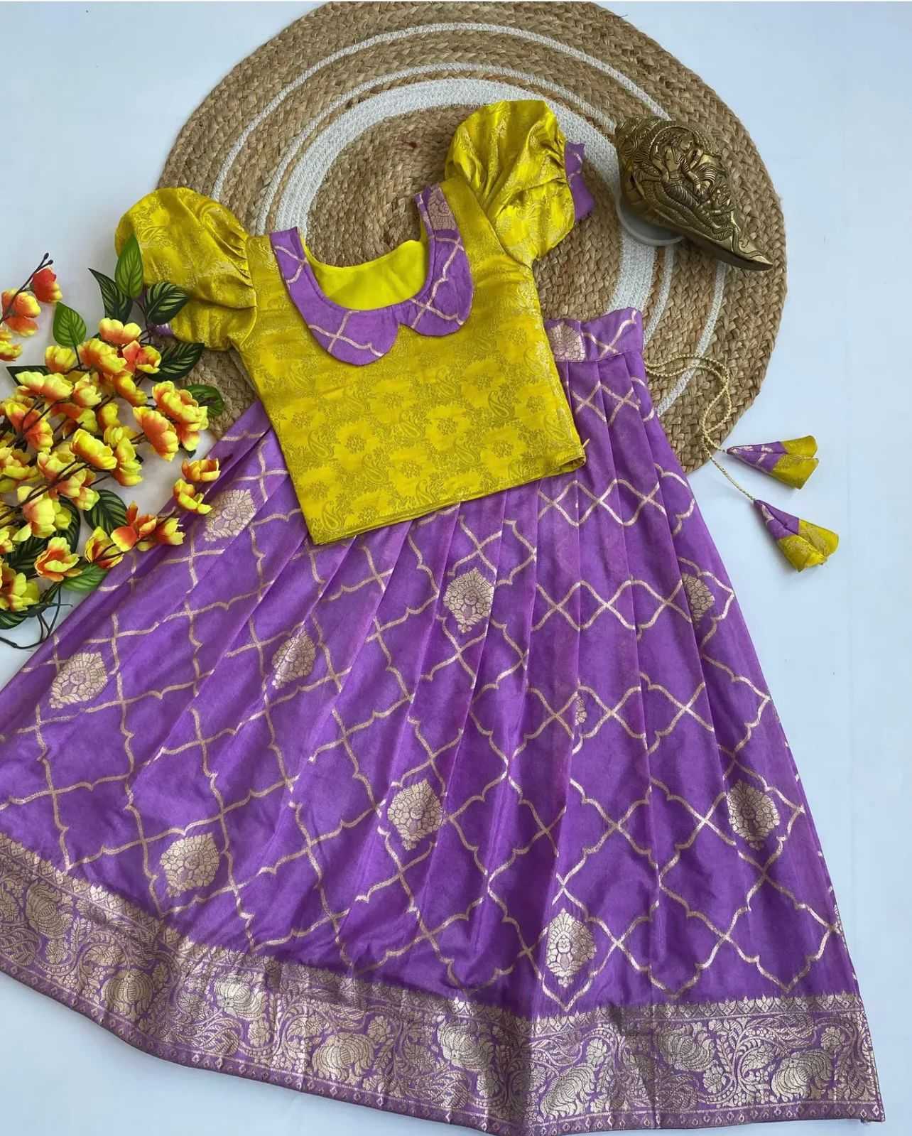 YNF KHADI RIN192 8044 KIDS WEAR WHOLESALE LEHENGAS KIDS LEHENGAS CHOLI KIDS TRADITIONAL OUTLET FESTIVE BABY GRILS LEHENGAS MANUFACTURER