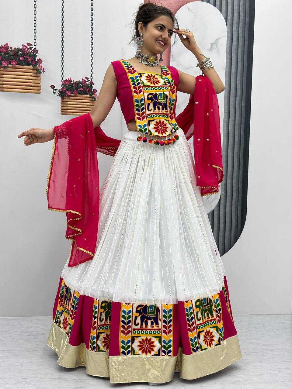 YNF PURE COTTON KESH120 150 LEHENGAS WHOLESALE TRADITIONAL NAVRATRI CHANIYA CHOLI LEHENGAS MANUFACTURER