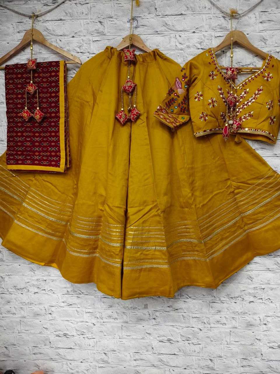 YNF SILK COTTON KESH179 AHB65 LEHENGAS WHOLESALE TRADITIONAL SILK CHANIYA CHOLI SIMPLE LEHENGAS MANUFACTURER