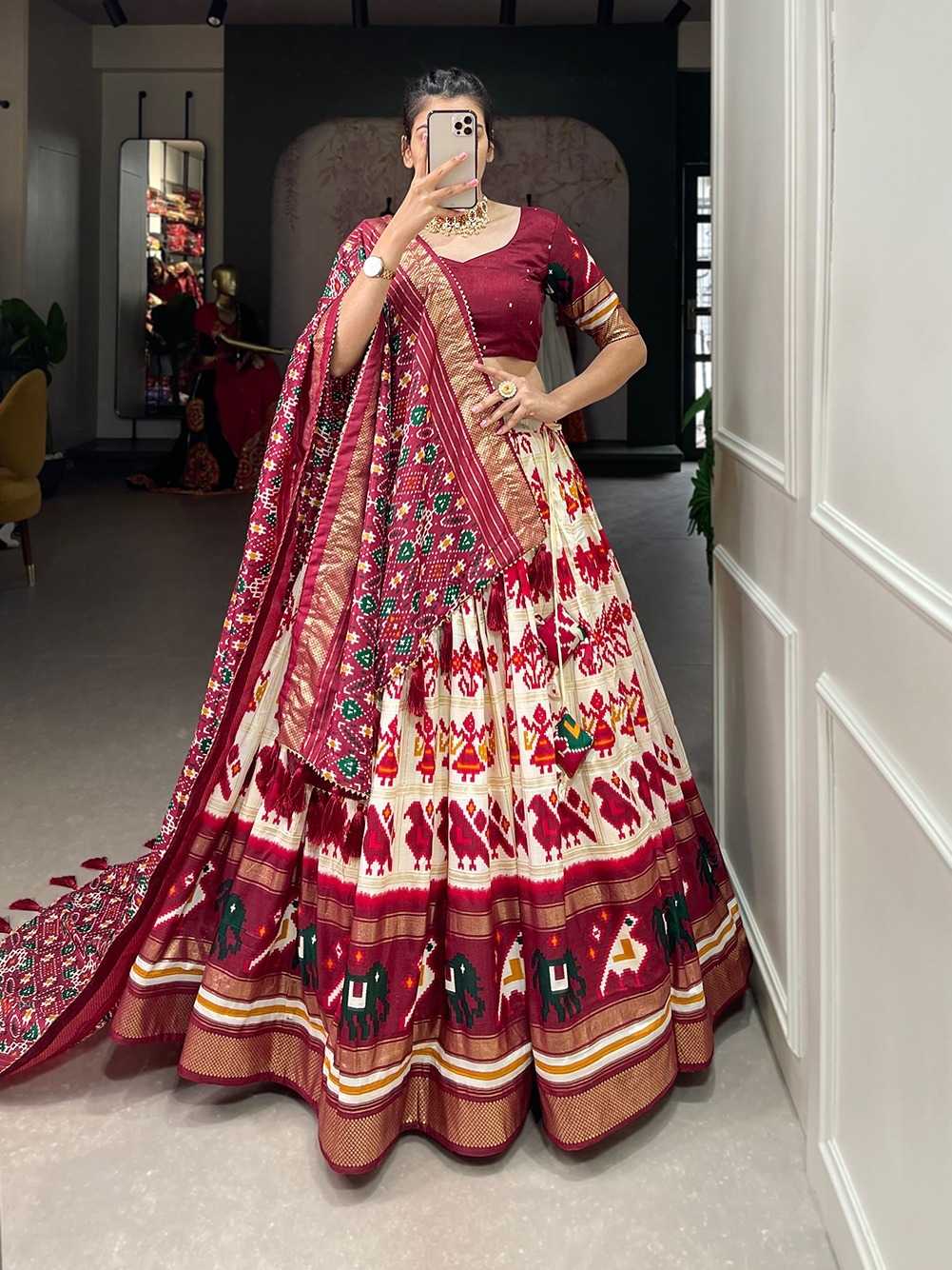 YNF TUSSAR SILK KESH279 EYS04 LEHENGAS WHOLESALE FANCY TRADITIONAL SIMPLE LEHENGAS MANUFACTURER.