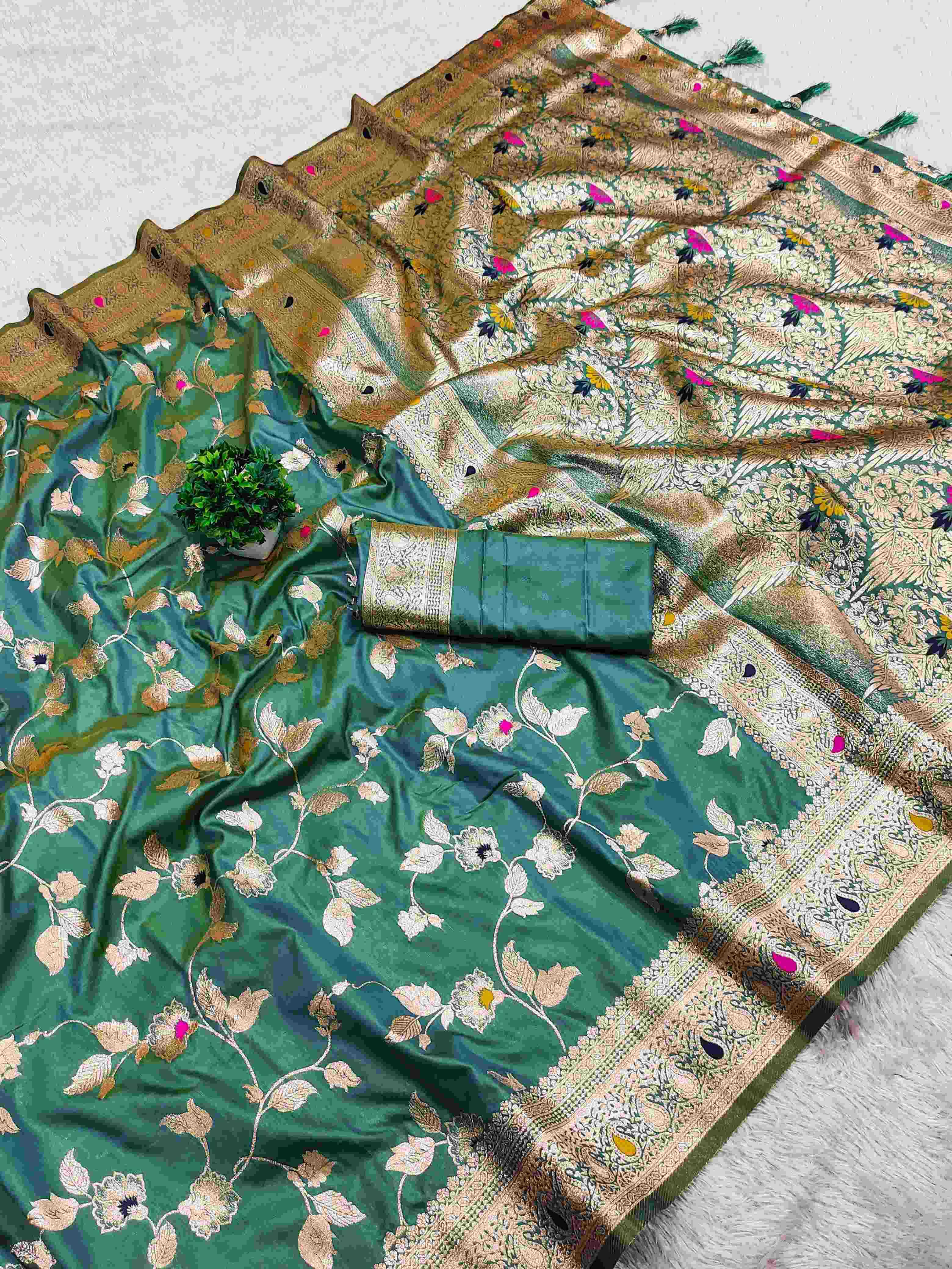 YNF BANARASI SOFT SILK RIN150 Banarasi - 4 SILK SAREE WHOLESALE BANARASI DESIGNER PURE ZARI SILK SAREE MANUFACTURER