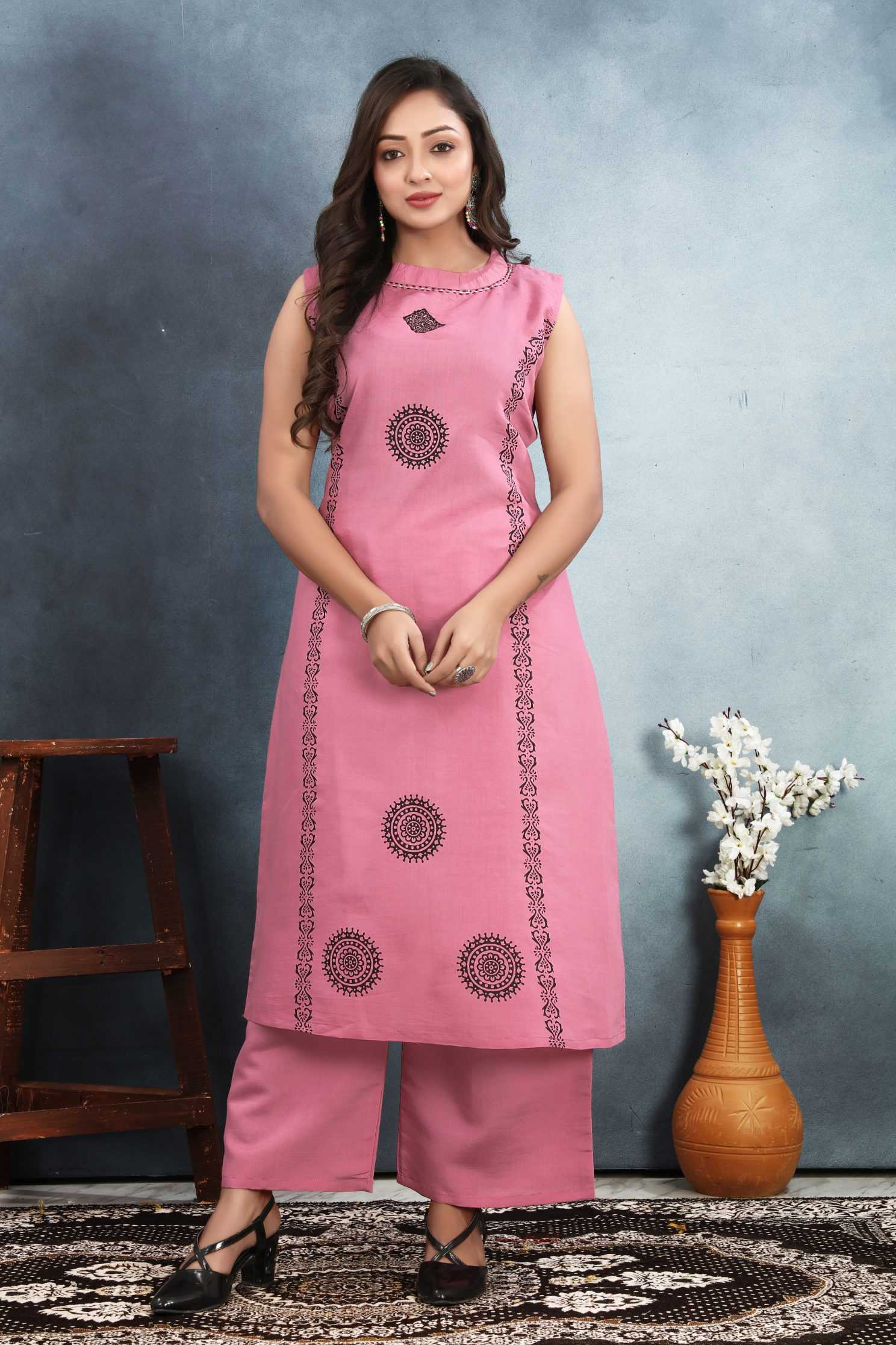 Ynf Heavy Roman Silk RIN153 8010 Kurti Wholesale Festive Kurtis Round Neck Kurtis Block Print Kurtis Manufacturer