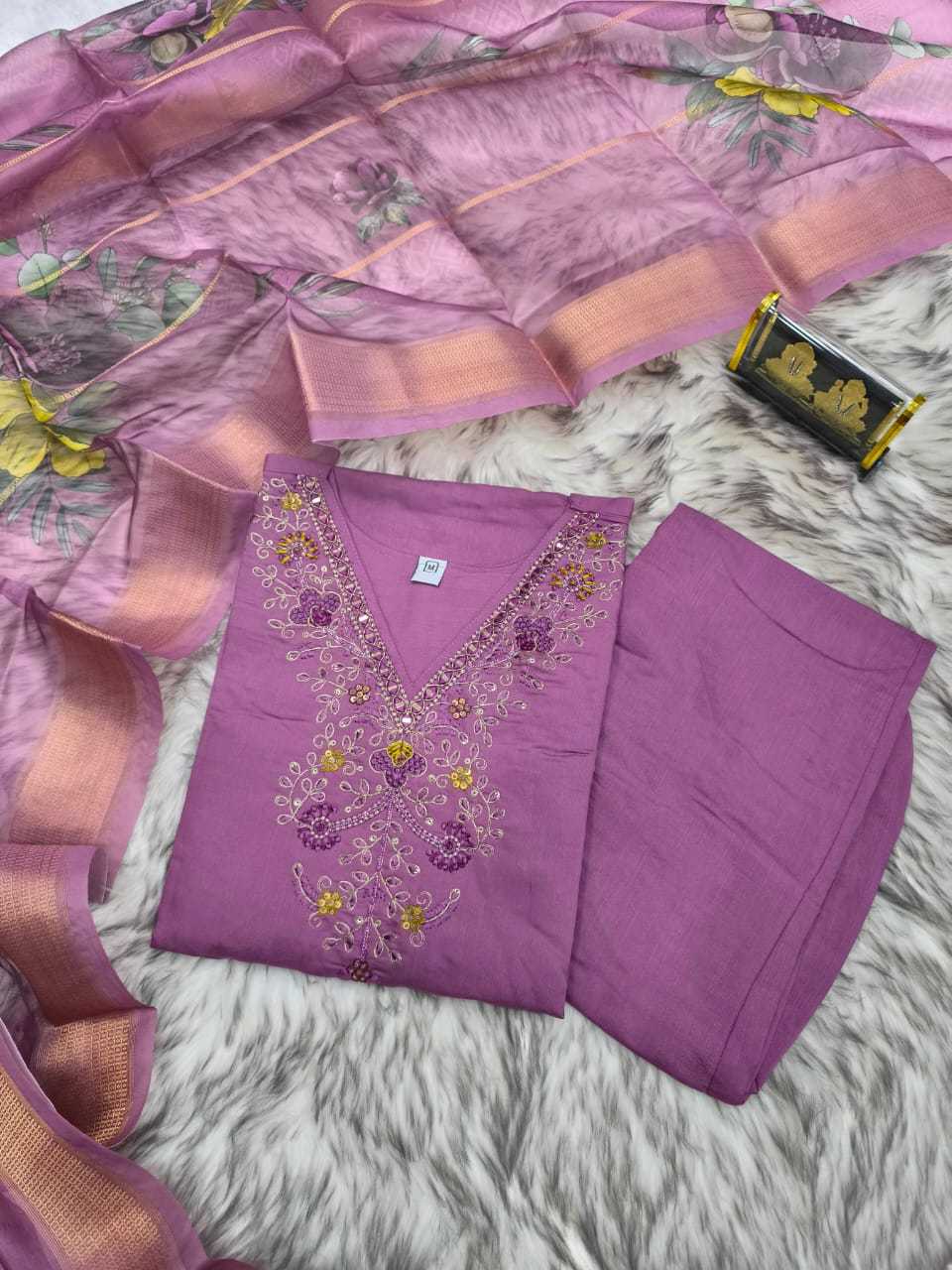 Ynf Muslin KESH257 TAC03 Kurti Wholesale Party Wear Kurtis Embroidered Kurtis Kurti With Pants Manufacturer