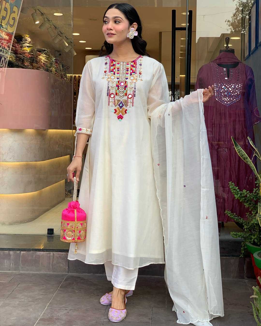 Ynf Chanderi Silk KESH253 SNF31 Kurti Diwali Collections Wedding Collections Wholesale Party Wear Kurtis Embroidered Kurtis Kurti With Pants Manufacturer