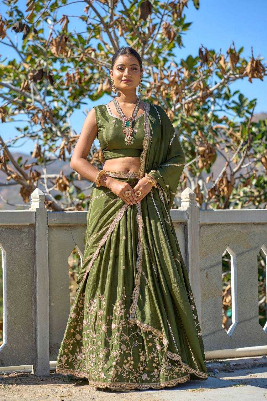 Ynf Chinon RIN119 9011 Lehengas Wedding Collections Festive Collections Wholesale Embroidered Lehenga Thread Work Lehenga Lehenga With Cancan Manufacturer